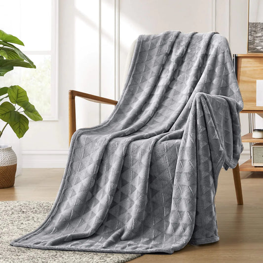 Soft Fleece Throw Blanket (50x70 inches)